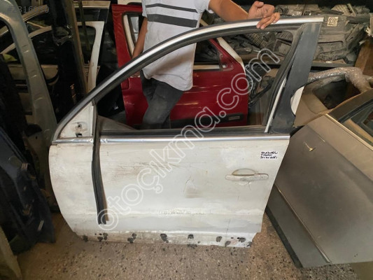 VOLKSWAGEN TİGUAN SOL ÖN KAPI MEKANİZMASI 2005-2013 MODEL