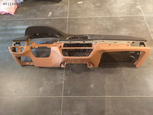 BMW G30 DİKİŞLİ TABA GÖGÜS
