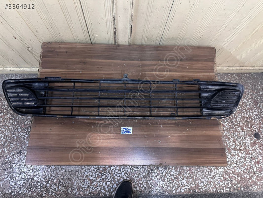 2004-2008 Citroen C4 Picasso Ön Tampon Orta Izgara