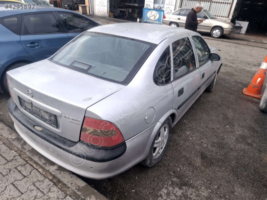 VECTRA B ÖN PANELİ BADİ ŞASE SAĞ SOL MARŞPİYEL