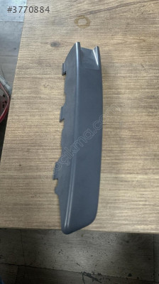 Ön Tampon Sinyal Yan Kaplaması Sağ 3C0807646A Passat (2006-2010