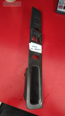DMAX SOL CAM DÜĞME ÇERÇEVE 517410L
