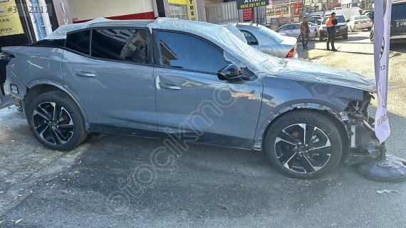 PEUGEOT 408 sağ ön kapı dodik