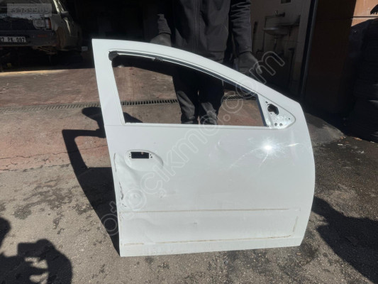 2017/2023 DACİA DUSTER BEYAZ SAĞ ÖN KAPI ORJINAL