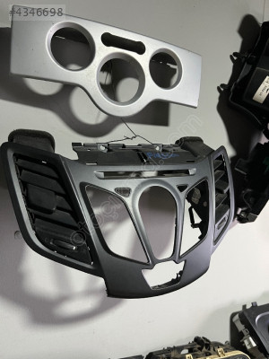FORD FİESTA DİFÜZÖR