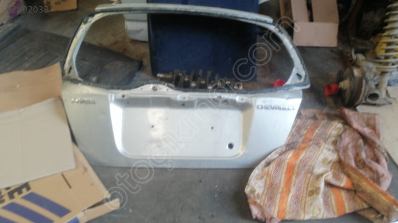 chevrolet aveo bagaj kapağı