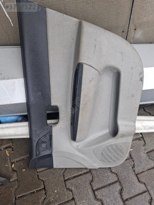 Hyundai accent era ön sağ kapı döşeme 823801E010