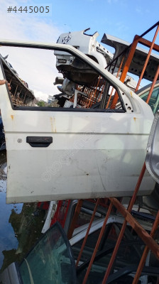 Skoda favorit formen kapı