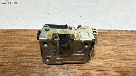 1999-2002 RENULT MEGANE 1 SOL ÖN KAPI KİLİDİ ORJ ÇIKMA