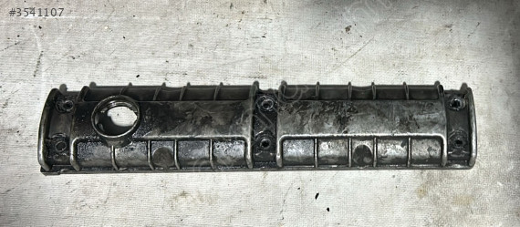 7700112989 MEGANE KANGO F8Q F3R KÜLBÜTÖR KAPAĞI