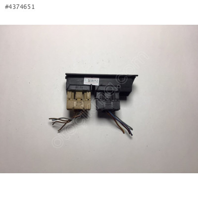 Volkswagen Beetle Yakıt Kapağı Açma Düğmesi 1C1959515 1C1959551