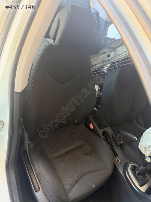 Peugeot 308 yolcu koltuğu