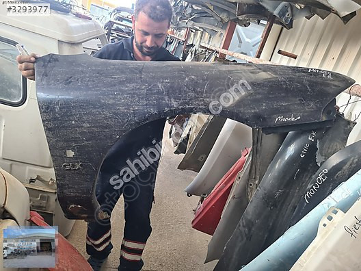 OTO CEMDEN ÇIKMA FORD MONDEO 1994-1996 SAĞ ÖN ÇAMURLUK