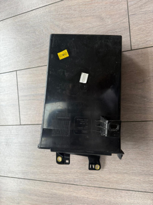 Gögüs Sol Alt Gözü Audi A6 2019-2025 4K1857925