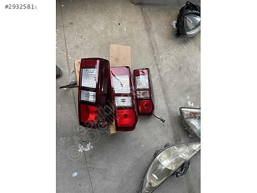 ISUZU D-max sol stop