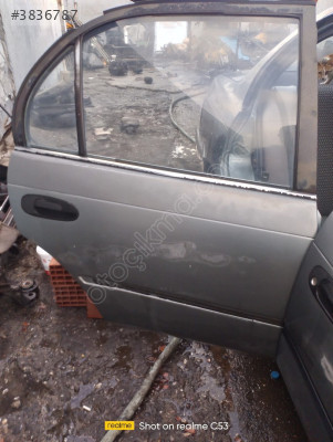 TOYOTA COROLLA AE101 SAG  ARKA KAPI