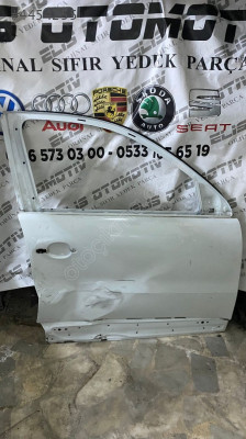 AUD Q5 SAĞ ÖN KAPI