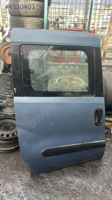 FİAT DOBLO SAĞ ARKA KAPI KONUK OTO