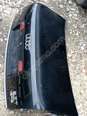Audi A6 C5 Kasa Bagaj Kapağı