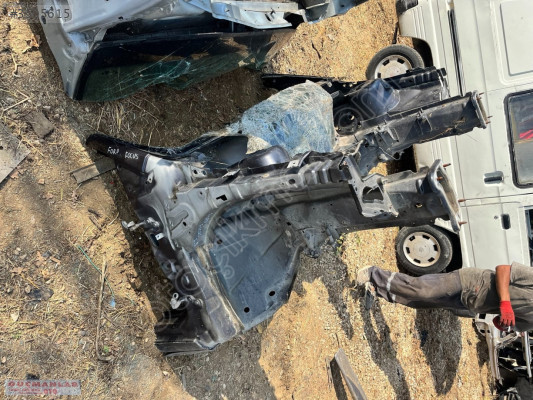 FORD FOCUS 2.5 SAĞ ÖN ŞASİ GÜÇMANLAR