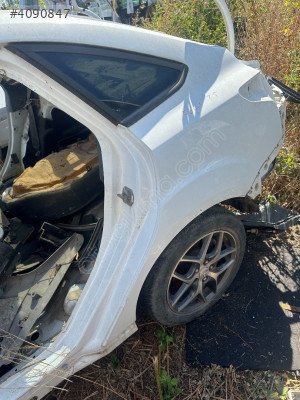 FORD FOCUS 3.5 SOL ARKA ÇAMURLUK ÜÇEL OTO ÇIKMA BURSA