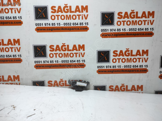ÇIKMA VW JETTA 11-14 SAĞ ÖN TAMPON BRAKETİ