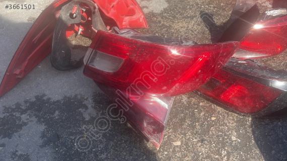 Renault clio 4 sağ arka stop lambası