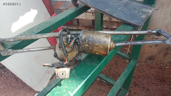 Lada Samara silgi motoru