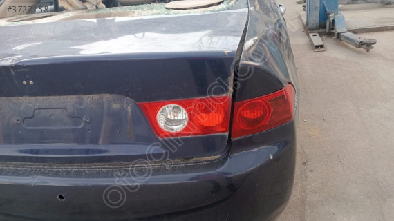 Honda Accord sağ arka bagaj stopl ambasi çıkma