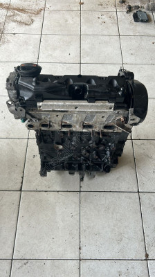 Audi A4 2.0 CGL çıkma orijinal motor