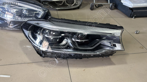 BMW 5 SERİ G30 ADAPTİVE FULL LED SAĞ FAR