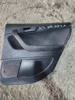 AUDİ A3 2006 ÇIKMA ORİJİNAL SAĞ ARKA KAPI DÖŞEMESİ