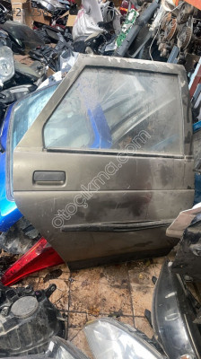 lada vega sağ arka kapı