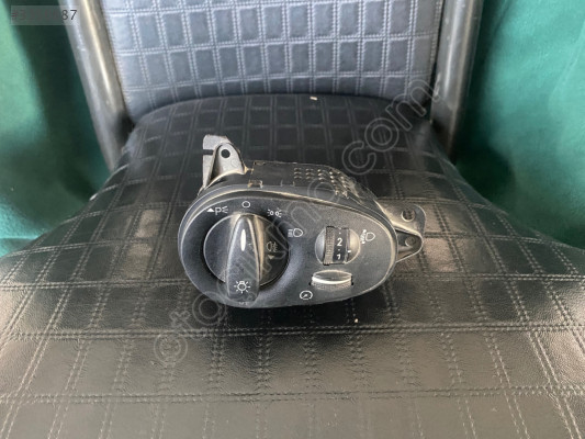 FORD FOCUS 1 FAR ANAHTARI