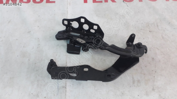 Mercedes C 205 KAPUT MENTEŞESİ SAĞ