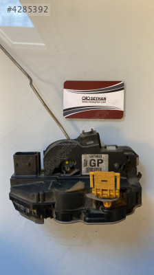 13579523 opel insignia 2014 sağ ön kapı kilidi