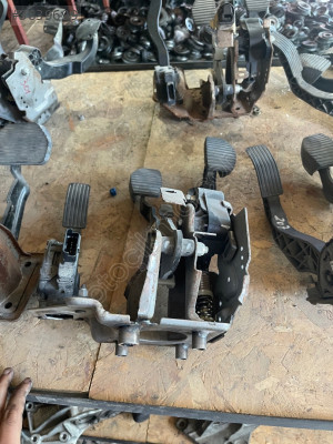 PEUGEOT 208 GAZ PEDALI ORJİNAL ÇIKMA PEJO