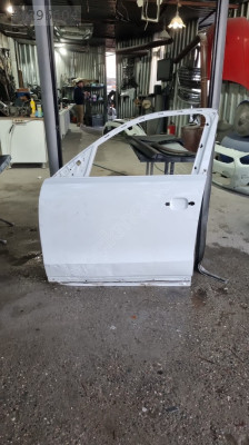 Audi q.5 model 2016 sol on kapi