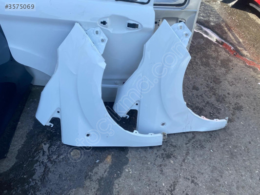 MİRİM OTODAN FORD COURİER SAĞ ÖN ÇAMURLUK