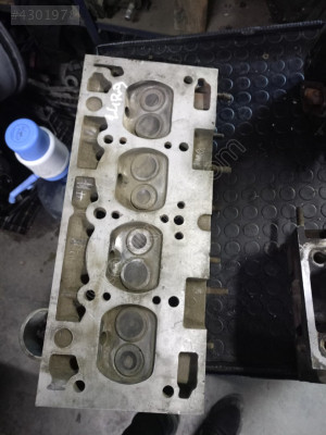 Renault 9 1.4 silindir kapağı dolu orijinal hatasız