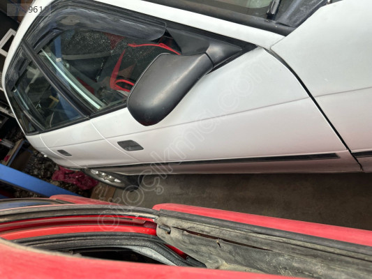 OPEL ASTRA F SAĞ ÖN KAPI BEYAZ HATASIZ ORJİNAL GM