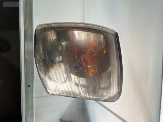 Toyota hılux sol sinyal lambası orjinal çıkma parça