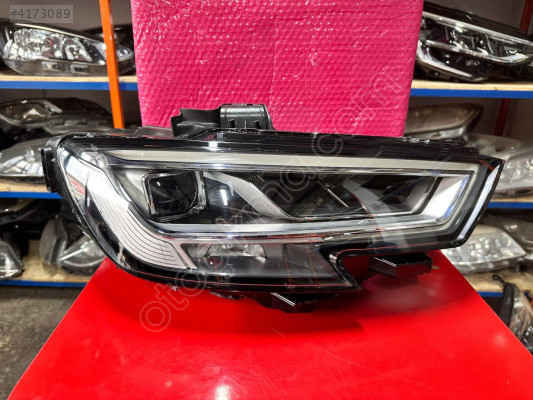 AUDİ A3 ORJINAL ÇIKMA SAĞ FAR