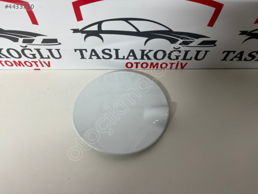 FORD COYRİER DEPO KAPAĞI