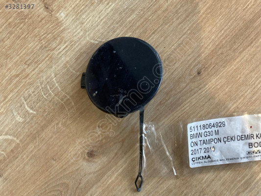 BMW G30 M ÖN TAMPON ÇEKİ DEMİR KAPAĞI 2017 2019 51118064929 Ç