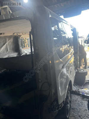 RENAULT TRAFİC SAĞ ARKA ÇAMURLUK KONUK OTO