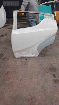 TOYOTA C-HR SOL ARKA KAPI SEFALILAR OTO CIKMA