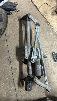 OPEL CORSA D ÇIKMA ORJİNAL GARANTİLİ CAM MOTORU MEKANİZMASI