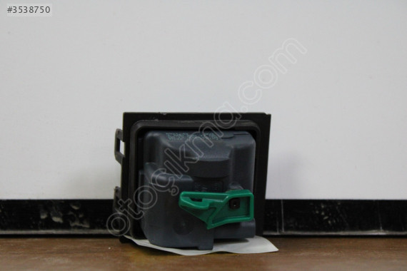 MERCEDES C SERİ W205 YAKIT KAPAGI MOTORU A0008207705