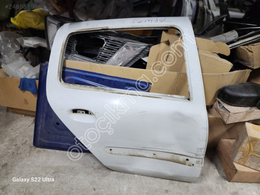 Renault Symbol sağ arka kapı